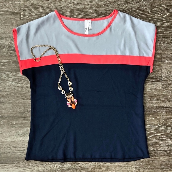 FLATS & HEELS Color Block Sleeveless Top - Picture 1 of 3